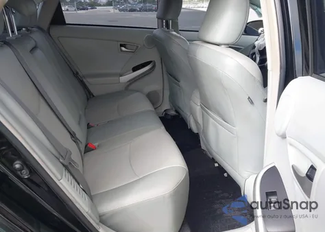 2015 Toyota Prius Four из США, поврежденный, VIN JTDKN3DUXF0448828